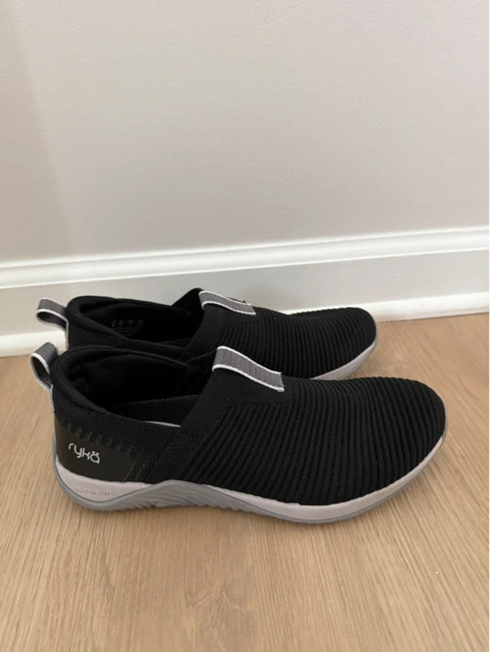 Ryka women’s echo knit slip on sneaker 7